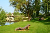 Tauberstrand mit Blick auf alte Br&uuml;cke